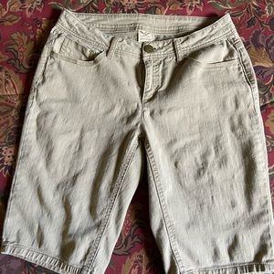 Women’s khaki shorts